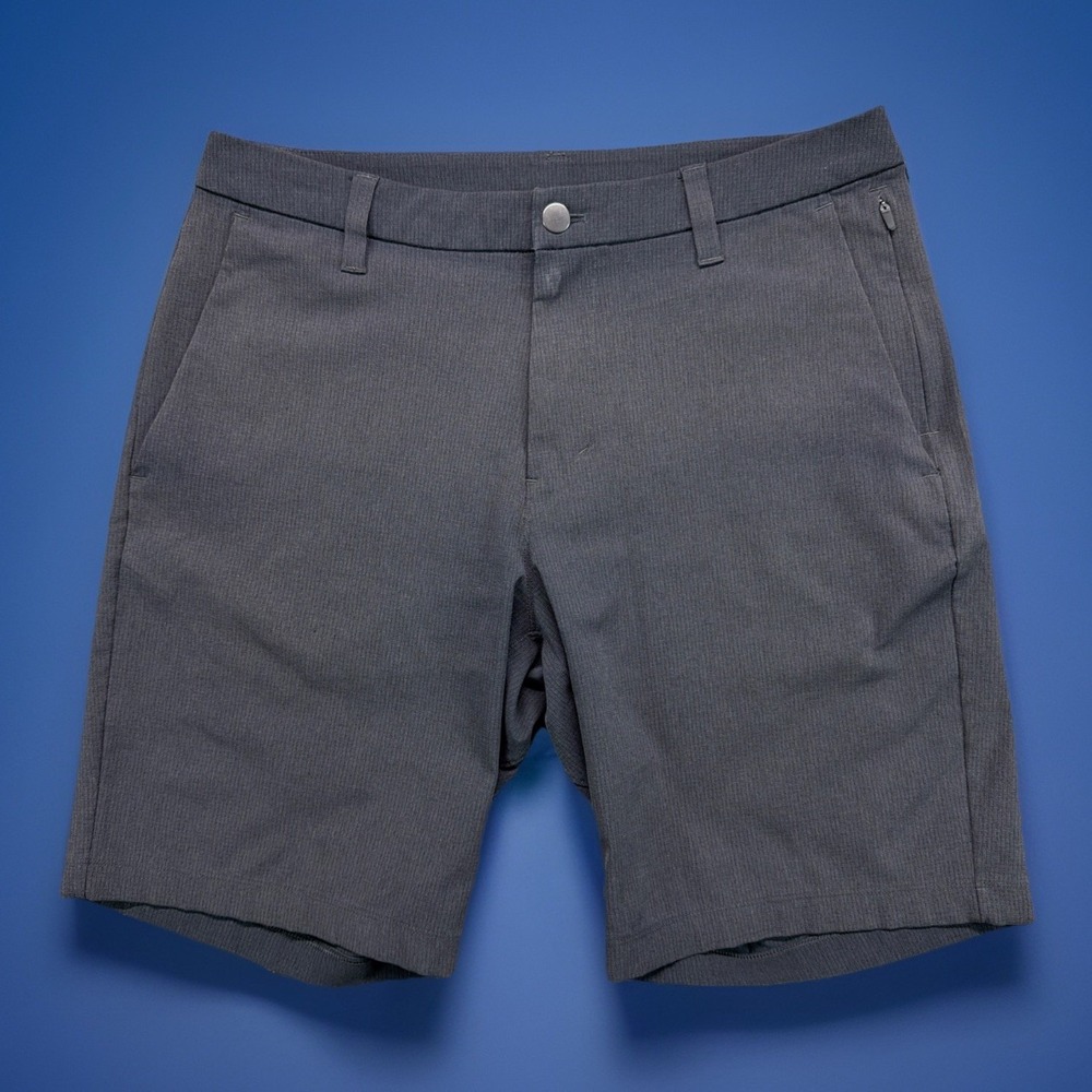 Lululemon Commission Classic Fit 9" Shorts Size 31, Gray
